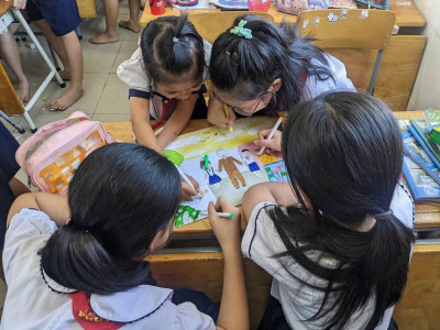 Học sinh hào hứng hưởng ứng cuộc thi vẽ “Bác Hồ với thiếu nhi – thiếu nhi với Bác Hồ”