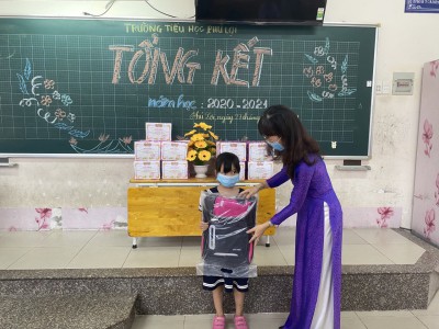 Trường tiểu học Phú Lợi tổ chức tổng kết năm học 2020-2021