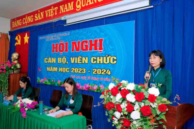 Trường Tiểu học Phú Lợi tổ chức Hội nghị CBVC năm học 2023 - 2024
