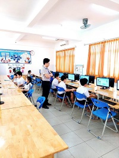Trường tiểu học Phú Lợi tổ chức cuộc thi trạng nguyên tiếng việt vòng thi hương (cấp huyện) năm học 2024 - 2025.