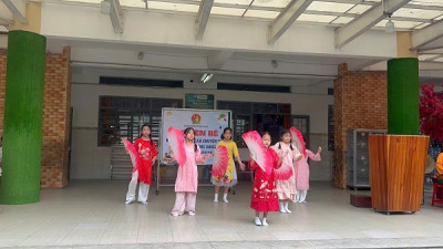 Mỗi Tuần Một Câu Chuyện Đẹp - Một Cuốn Sách Hay "Chào mừng ngày thành lập Đảng cộng sản Việt Nam 3/2"