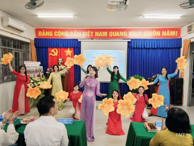 213 học sinh Trường Tiểu học Phú Lợi hoàn thành bài thi IOE cấp trường