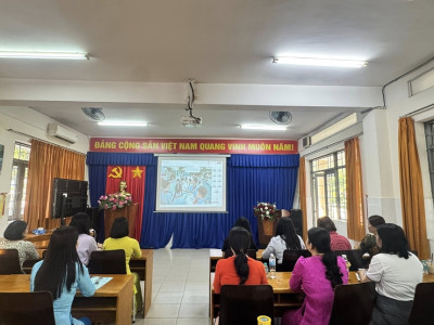 Trường Tiểu học Phú Lợi tham gia tập huấn chuyên đề Steam