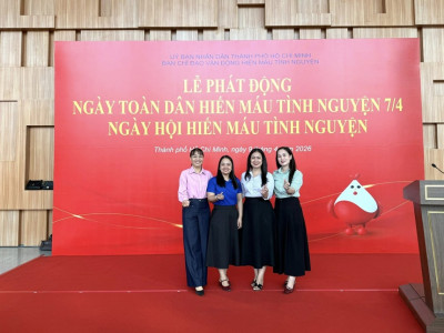 Sinh hoạt chủ điểm “Theo Bước Chân Những Người Anh Hùng”