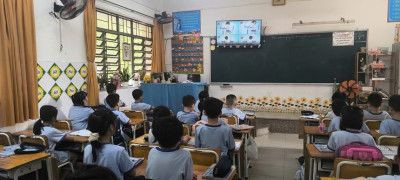 Tuyên truyền phòng chống cong vẹo cột sống tại trường Tiểu học Phú Lợi