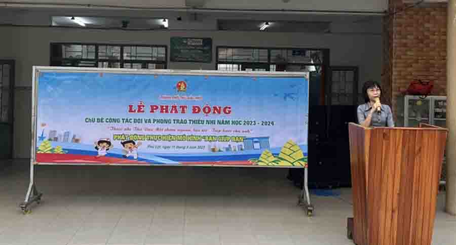 Liên đội tiểu học Phú Lợi tổ chức Lễ phát động thực hiện mô hình bạn giúp bạn