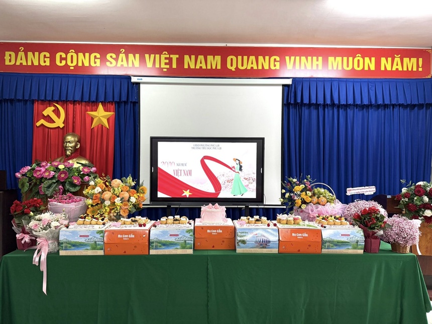 Trường Tiểu học Phú Lợi tổ chức sinh hoạt kỷ niệm ngày phụ nữ việt nam 20/10