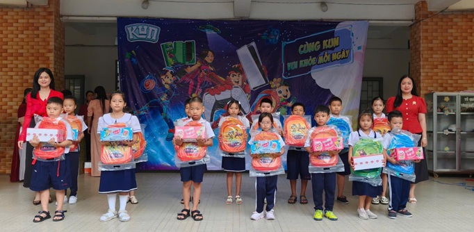 Chương trình “Cùng Kun Vui Khỏe Mỗi Ngày” tại Trường Tiểu học Phú Lợi