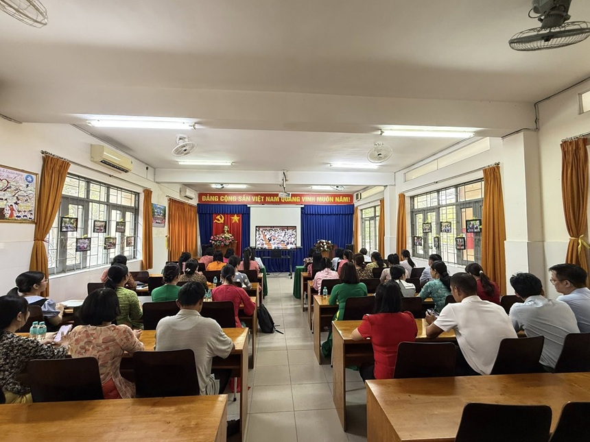 Chi bộ Tiểu học Phú Lợi tham dự Hội nghị triển khai thực hiện Kế hoạch số 09-KH/BTGDVTW