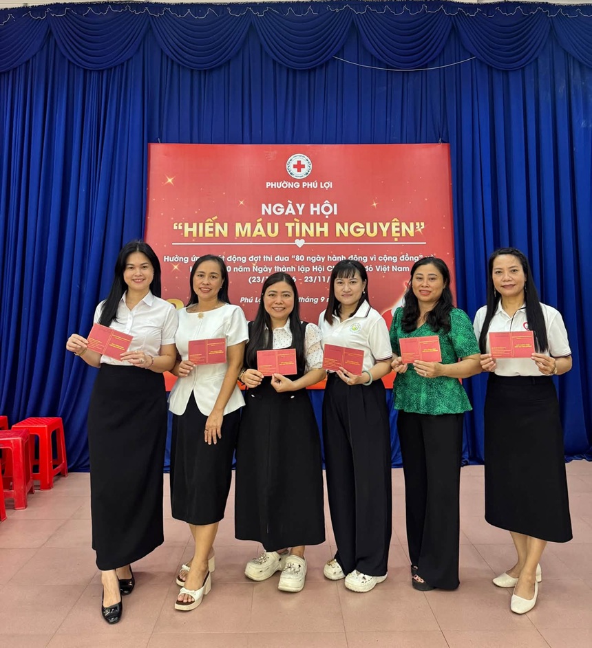 Trường Tiểu học Phú Lợi tham gia ngày hội “Hiến Máu Tình Nguyện”